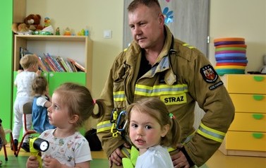 Dzień Strażaka w Żłobku &bdquo;Brzeskie Skrzaty&rdquo;