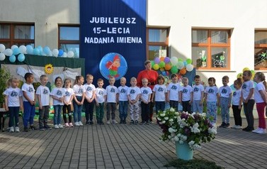 Jubileusz 15-lecia nadania imienia Przedszkola Publicznego Nr 1 &bdquo;Kraina Bajek&rdquo; w Brześciu Kujawskim