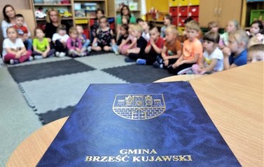 &bdquo;Burmistrz czyta przedszkolakom&rdquo; ZNPO Kąkowa Wola