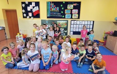 &bdquo;Burmistrz czyta przedszkolakom&rdquo; ZNPO Kąkowa Wola
