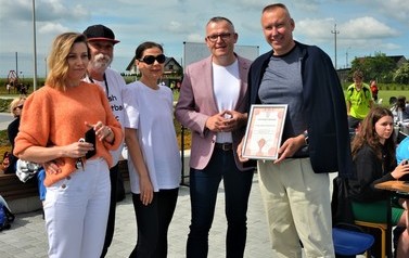 I Międzygminny Turniej Koszyk&oacute;wki Ulicznej oraz Szkolne Igrzyska Olimpijskie w SP Nr 1 w Brześciu Kujawskim 28