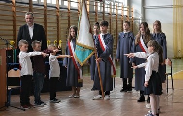 Ślubowanie klas pierwszych w SP w Wieńcu