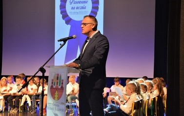 Ślubowanie klas pierwszych w SP Nr 1