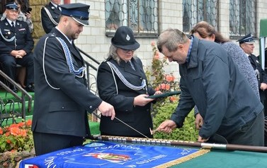 Uroczystość 105-lecia OSP Guźlin i nadania nowego sztandaru 42