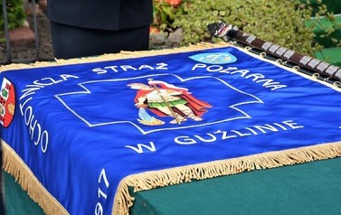 Uroczystość 105-lecia OSP Guźlin i nadania nowego sztandaru 75