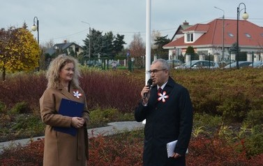 Obchody 11 listopada SP1 Nowy maszt  5