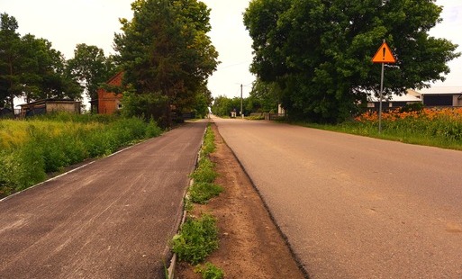 Zdjęcie do Trwają prace nad przebudową drogi gminnej Pikutkowo &ndash; Guźlin!